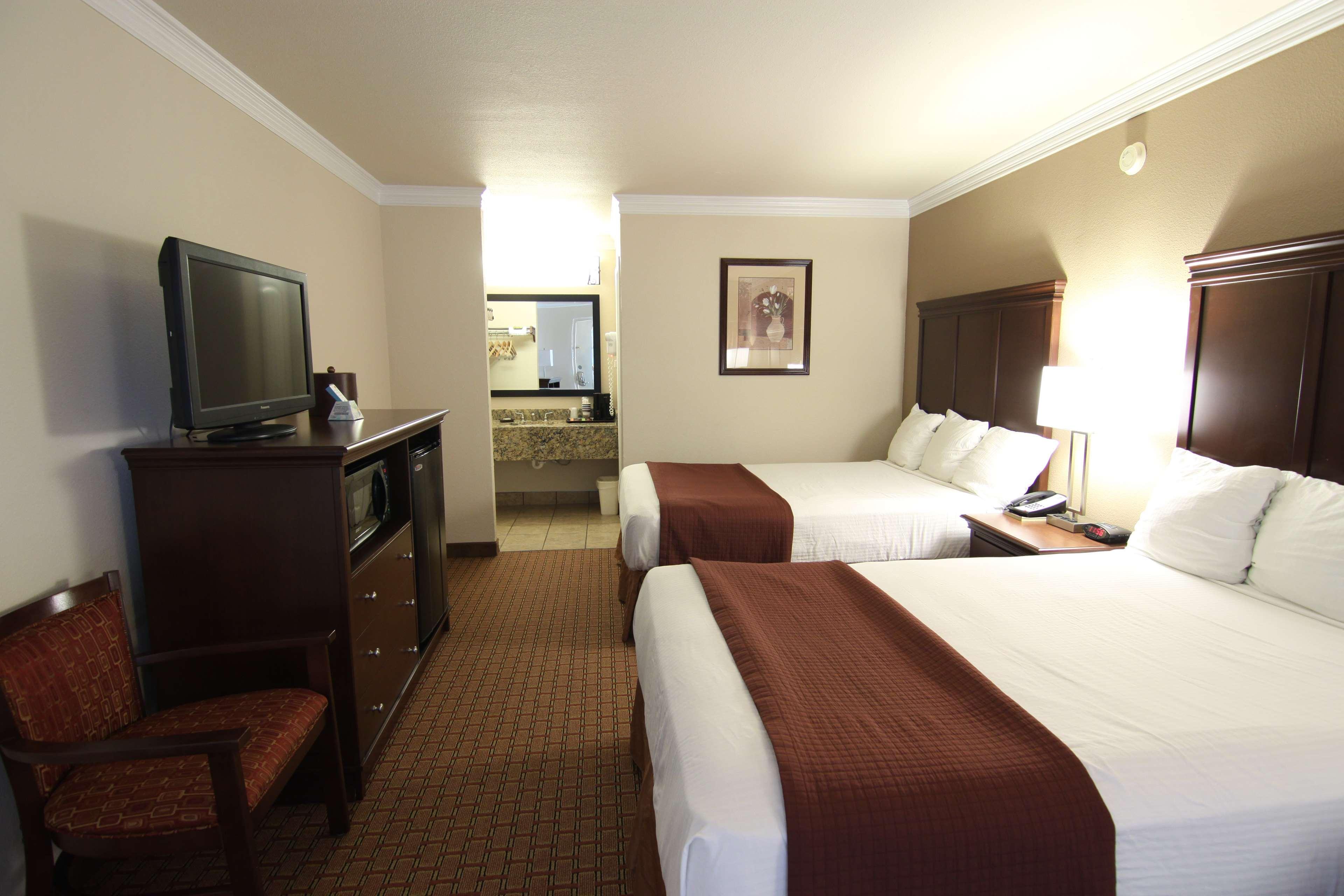 Best Western Canton Inn מראה חיצוני תמונה