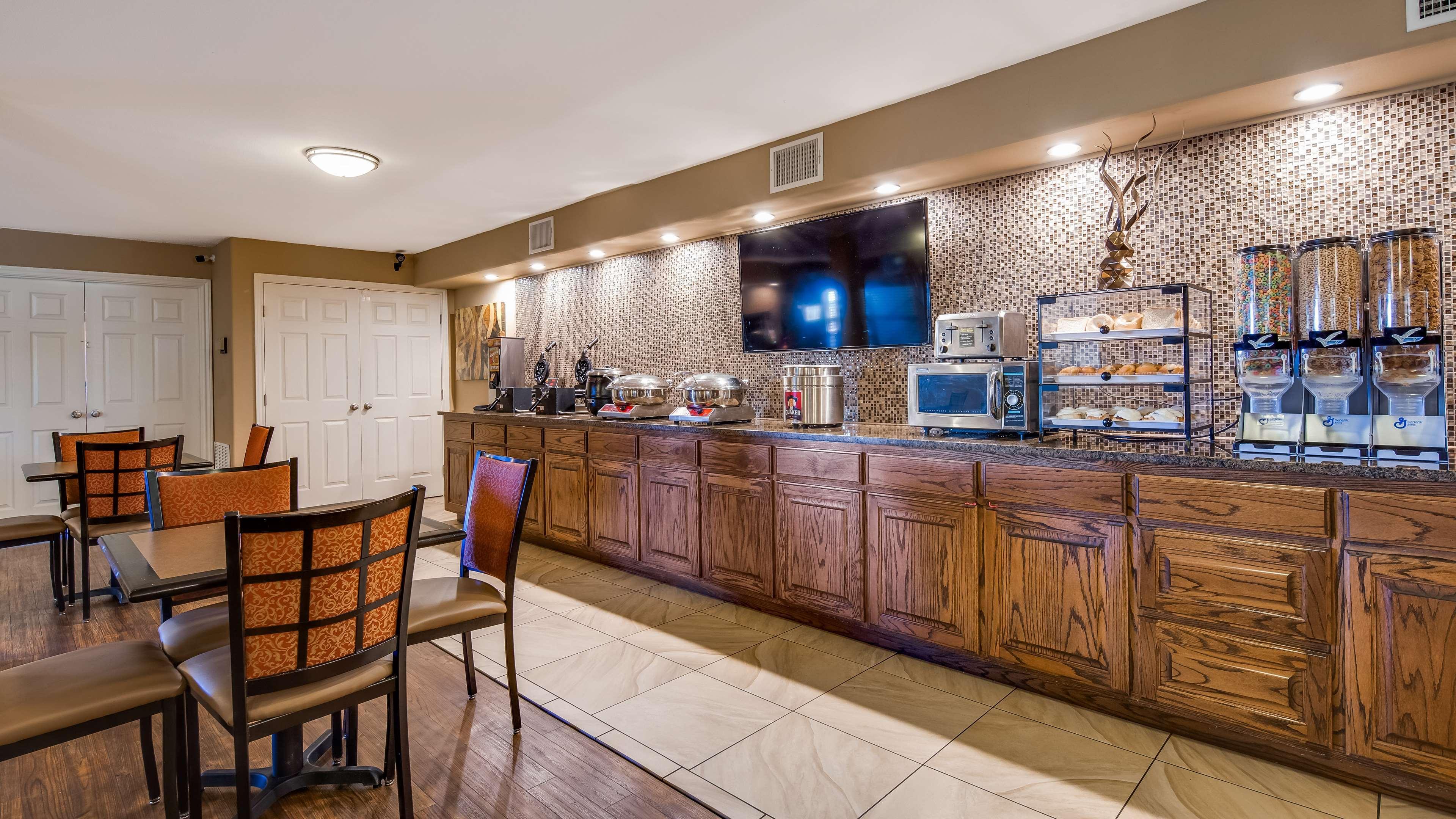 Best Western Canton Inn מראה חיצוני תמונה