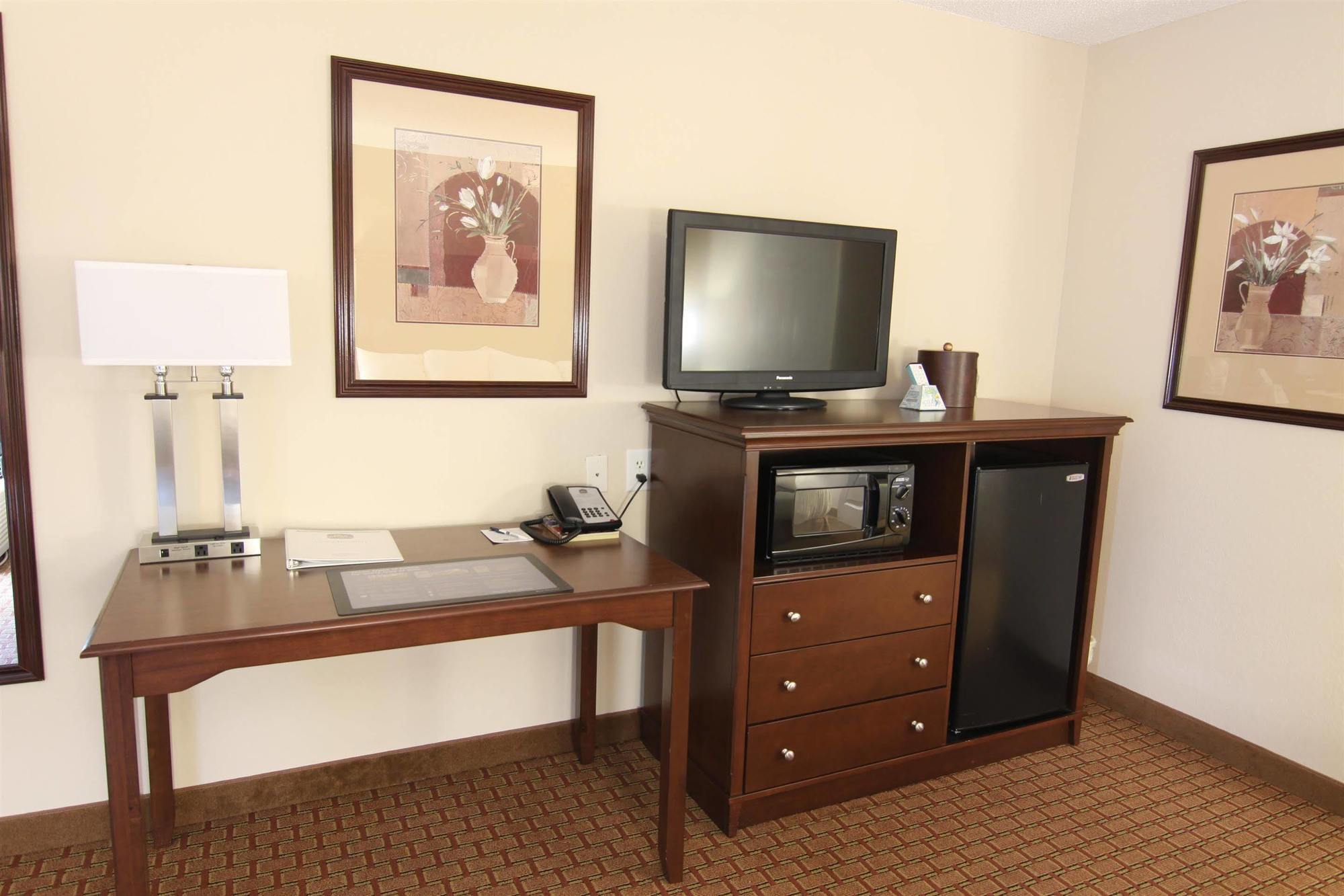 Best Western Canton Inn מראה חיצוני תמונה