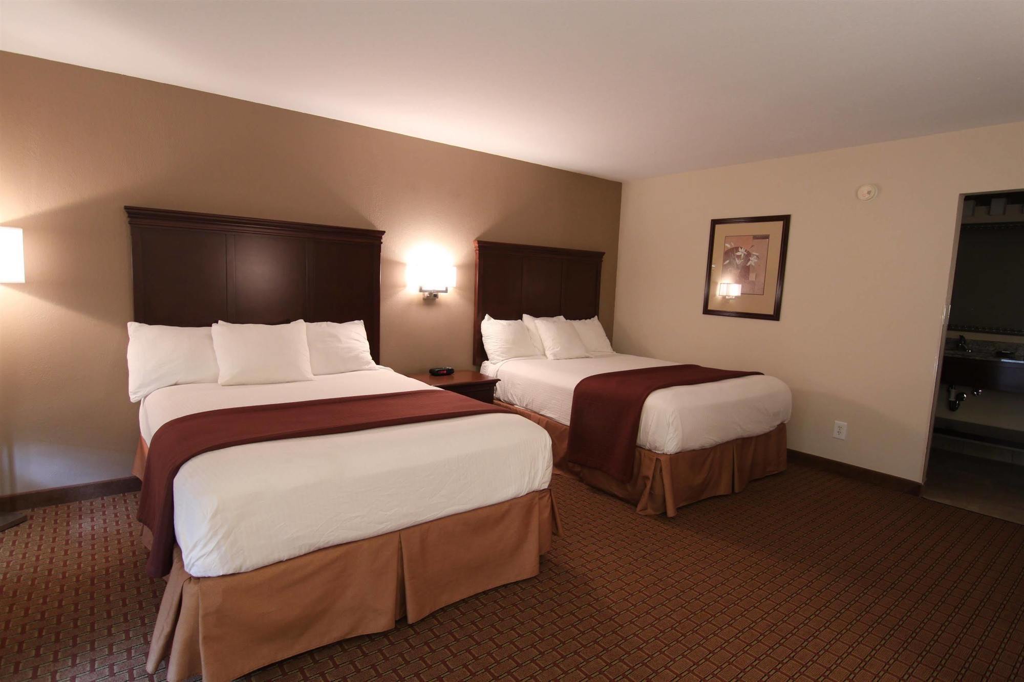 Best Western Canton Inn מראה חיצוני תמונה